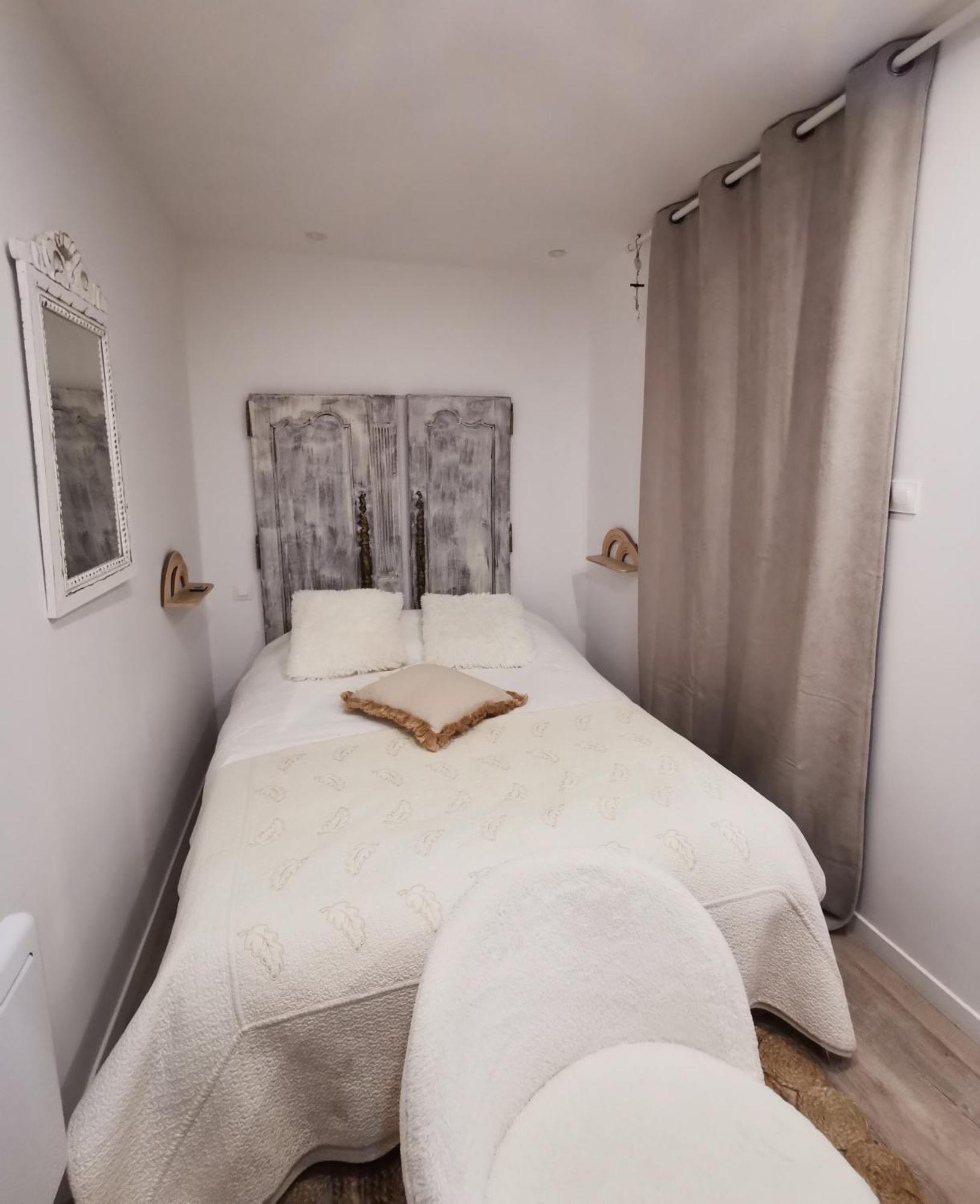 Au Poeme Du Chene, Logement Independant, Calme, Parking Gratuit Basse-Goulaine Esterno foto